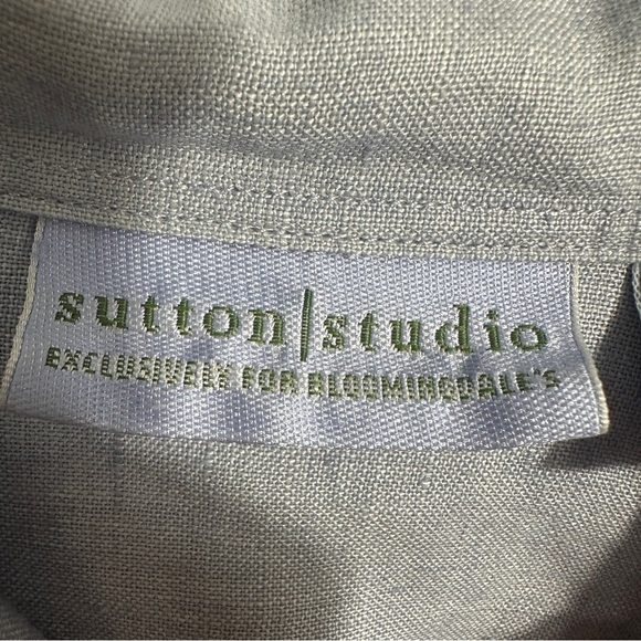 Sutton Studio Bloomingdale's size 12 ladies button front blue linen shirt, fall - Picture 5 of 9
